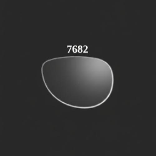 Lens 7682 - 1:1 with black padding
